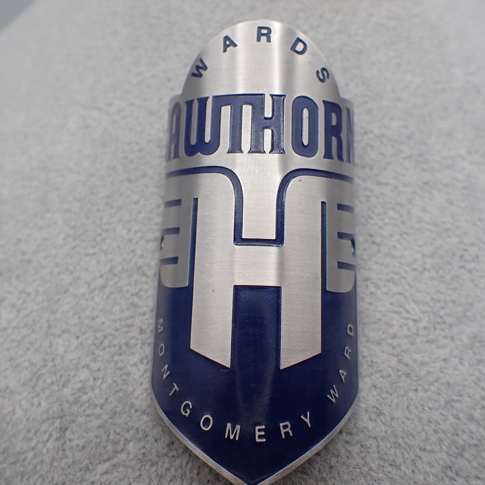 READ VTG Montgomery Ward Hawthorne Bicycle Head Badge Blue Silver Metal Emblem